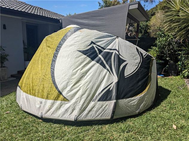 2012 Best Kahoona - 9.5 metre