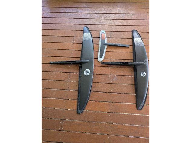 2023 Cabrinha 2 Masts And Mkii Ha 1050 And 850 Set