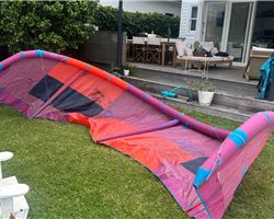 Duotone Neo 11 metre kiteboarding kite