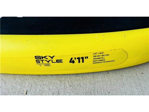 2023 Duotone Sky Style Te - 4' 11", 75 Litres