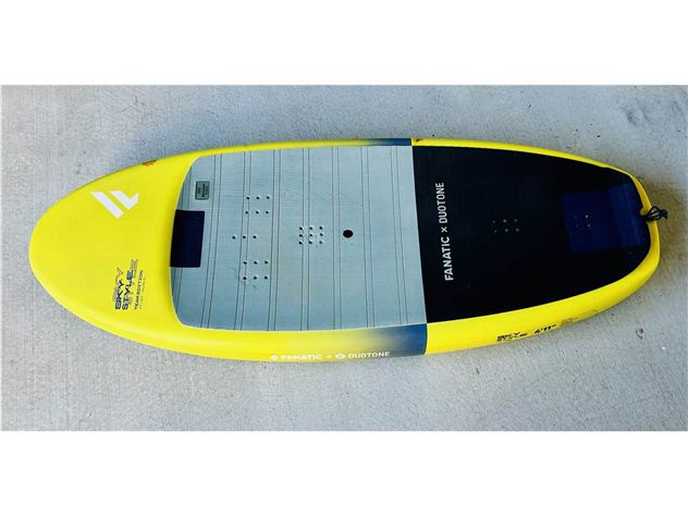 2023 Duotone Sky Style Te - 4' 11", 75 Litres