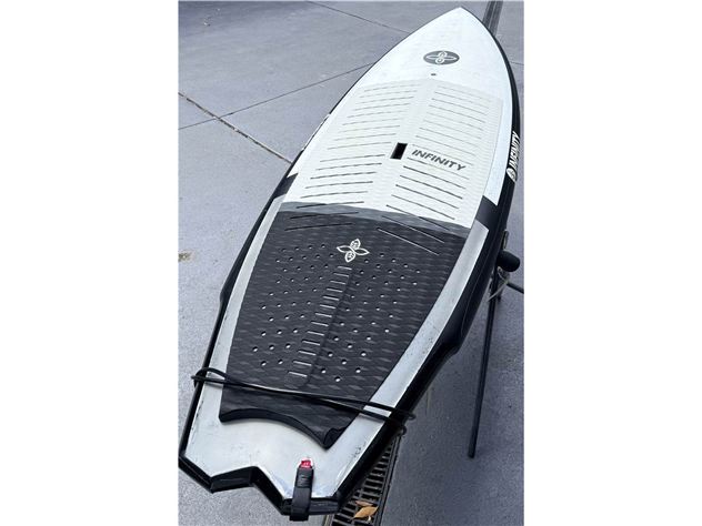 Infinity B-Line - 8' 8", 31 inches