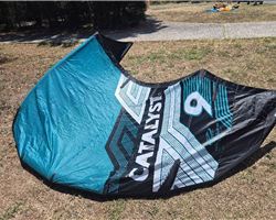 Ozone Catalyst V1 9 metre kiteboarding kite