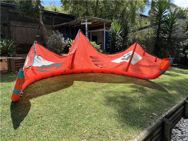 2022 Duotone Neo - 9 metre