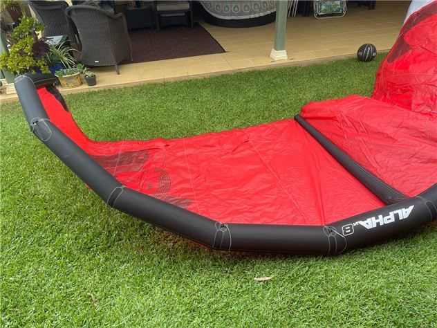 2019 Ozone Alpha V1 - 8 metre