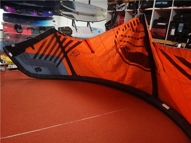 2020 Cabrinha Moto - 9 metre