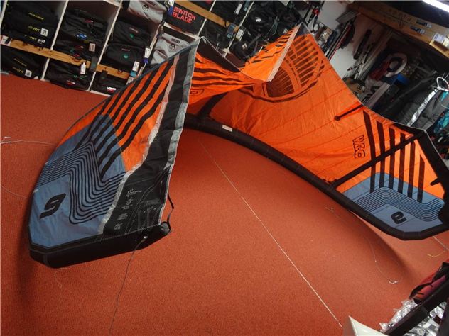 2020 Cabrinha Moto - 9 metre