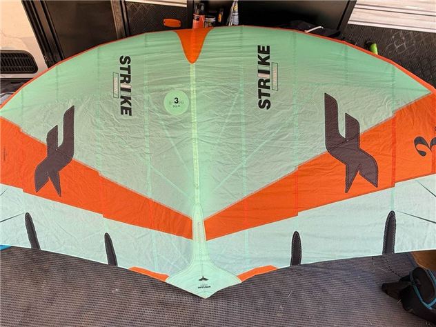 2023 F-One Strike V3 - 3 metre