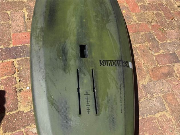 Sunova Aviator - 5' 9", 98.4 Litres