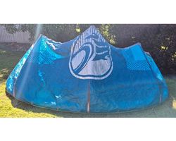 Cabrinha Switchblade 11 metre kiteboarding kite