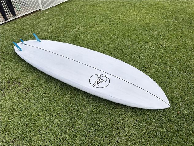 2024 SMIK Hipster Twin Pin - 9' 2", 32 inches