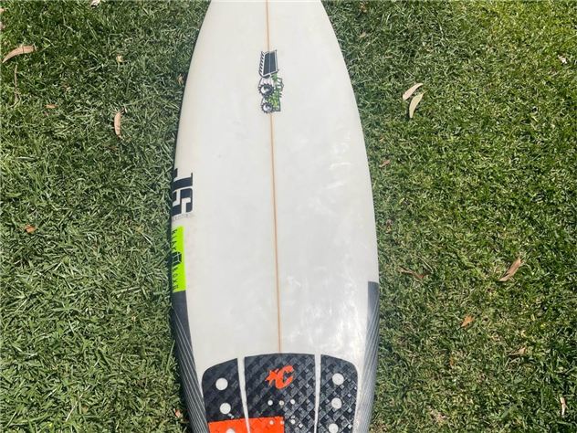 Js Blak Box 2 - 5' 9"