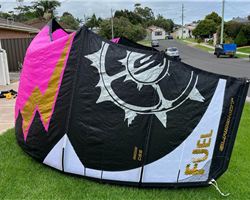 Slingshot Fuel 15 metre kiteboarding kite