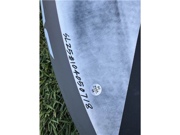 2025 Slingshot Flowcraft V1 45L - 135 cm