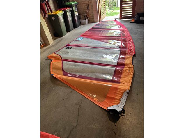 2019 Neil Pryde V8 - 8.2 metre