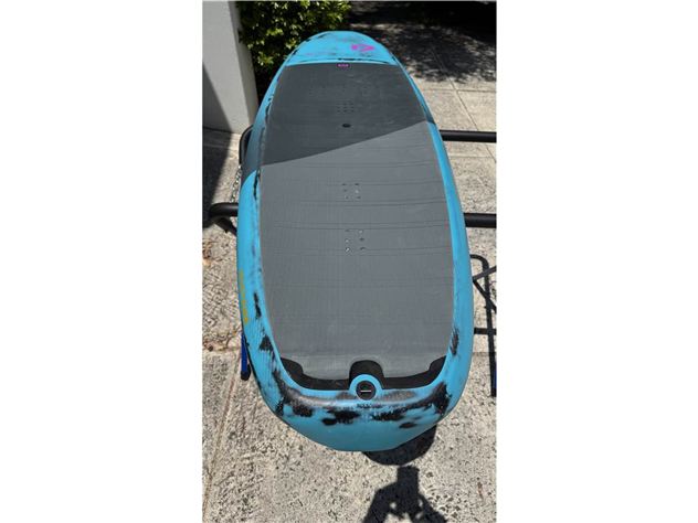 2025 Duotone Skybrid - 5' 8", 95 Litres