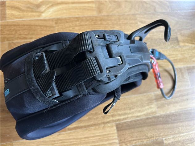 2023 Ion Riot Curv Kite Harness