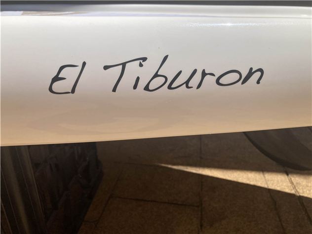 Boga El Tiburon - 12' 6"