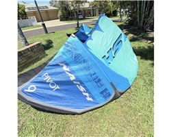 Naish Pivot 9 metre kiteboarding kite