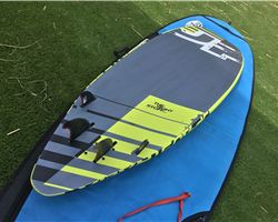 Quatro Pyramid 84 litre 228 cm windsurfing board