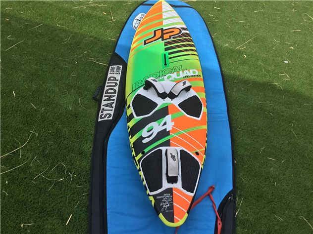 2015 Quatro Pyramid - 228 cm, 84 litres