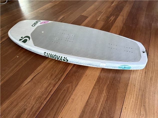 2023 Sunova Aviator Wing - 4' 10", 60 Litres