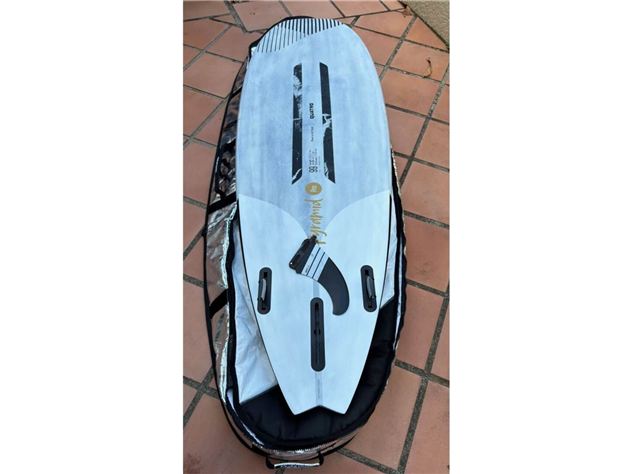 2023 Quatro Pyramid  Pro 99 - 232 cm, 99 litres