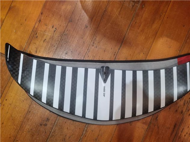 Armstrong 1600 Wing - 1600 cm