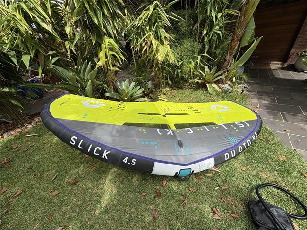 2024 Duotone Slick - 4.5 metre