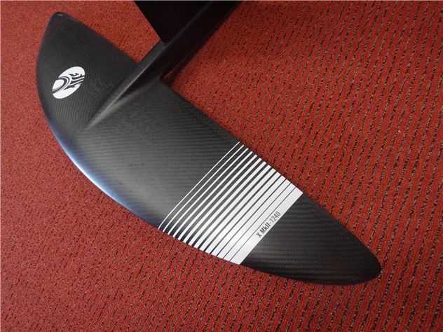 2024 Cabrinha Xmkii 1240 / 84Cm Carbon Mast Kit