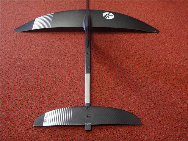 2024 Cabrinha Xmkii 1240 / 84Cm Carbon Mast Kit