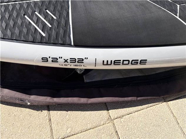 2024 Starboard Wedge - 9' 2", 32 inches