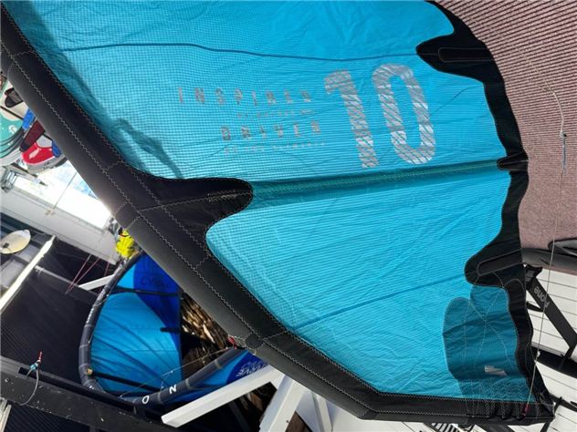 2022 Ozone Edge V11 - 10 metre