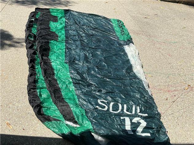 2020 Flysurfer Soul - 12 metre