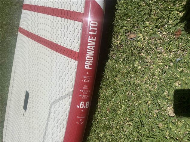 Fanatic Pro Wave Ltd - 8' 9", 29.5 inches