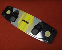 Cabrinha Carbon Ace 141 cm kitesurfing twintip