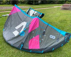 Duotone Evo Sls 8 metre kiteboarding kite