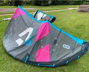 2022 Duotone Evo Sls - 8 metre