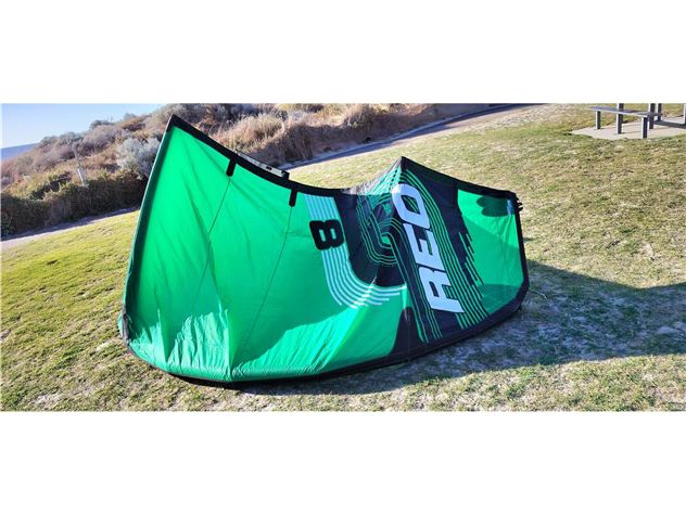 2019 Ozone Reo V4 - 8 metre