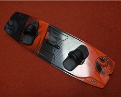 Cabrinha Carbon Ace 138 cm kiteboarding twintip