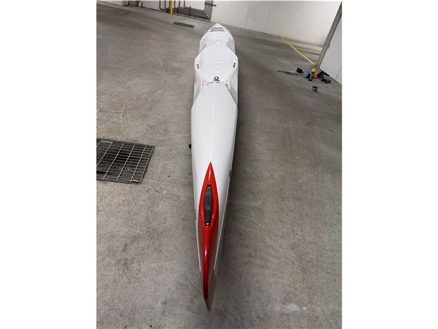 2025 Epic Epic V8 Ultra Double - 22 metre