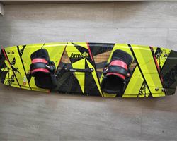 Best Armada 131 cm kiteboarding twintip