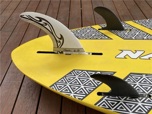 2011 Naish Wave 80 - 227 cm, 80 litres