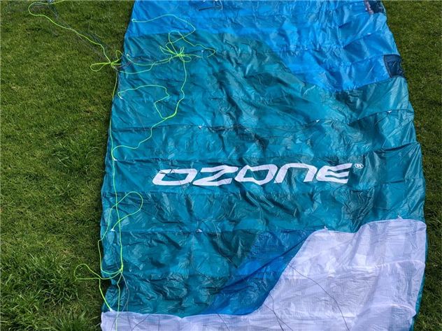 2025 Ozone Hyperlink V4 - 9 metre
