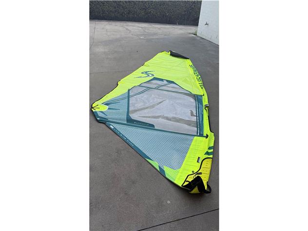 Simmer Style Blacktip