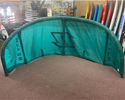 North Reach 8 metre kitesurfing kite