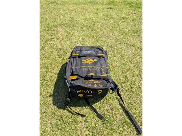 2024 Naish Pivot Nvision - 9 metre