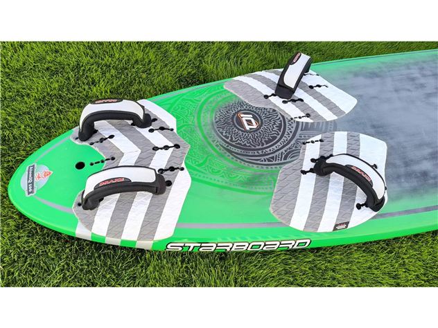 Starboard Atomiq 100L + $$$ Extras - 240 cm