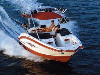 Chaparral Ready to fly in Australia - Power Boats News