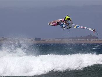 Gaastra 2010 - The guys at Gaastra have started to upload their 2010 ranges to t - Windsurfing News